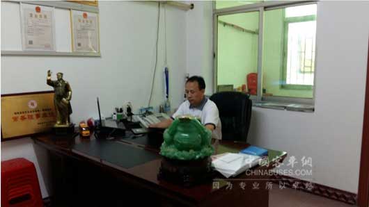 湖南耒陽市平安客運(yùn)公司總經(jīng)理肖平知